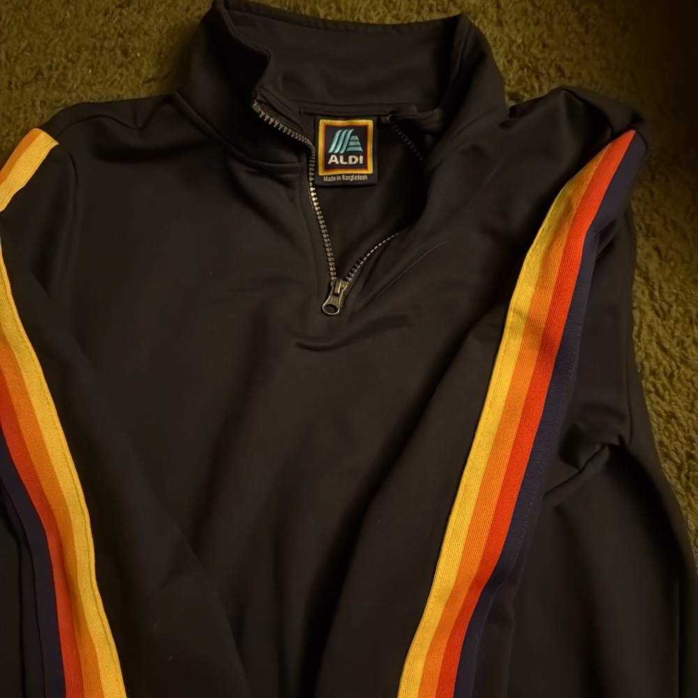Aldi apparel- 1/4 zip long sleeve